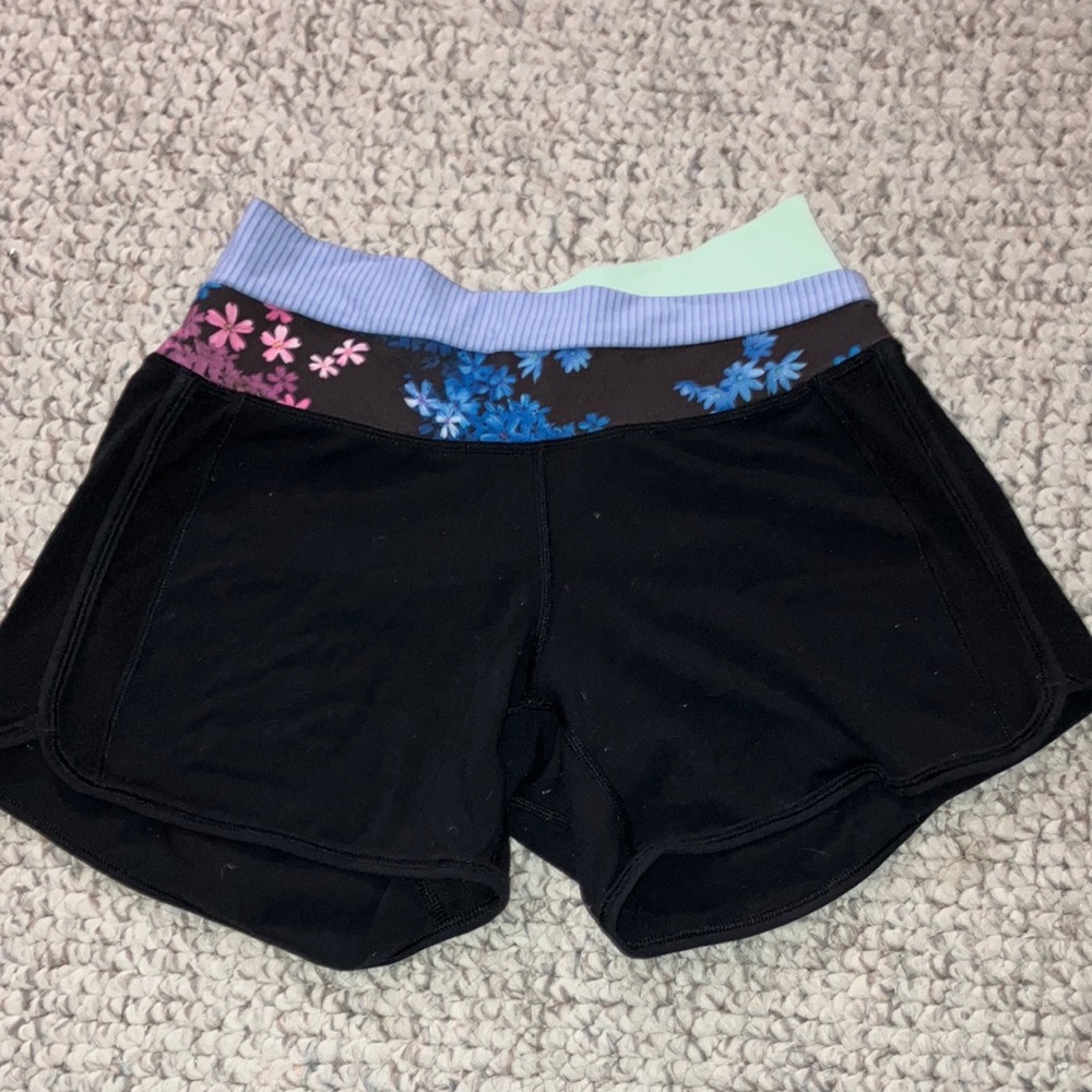 lululemon spandex/shorts